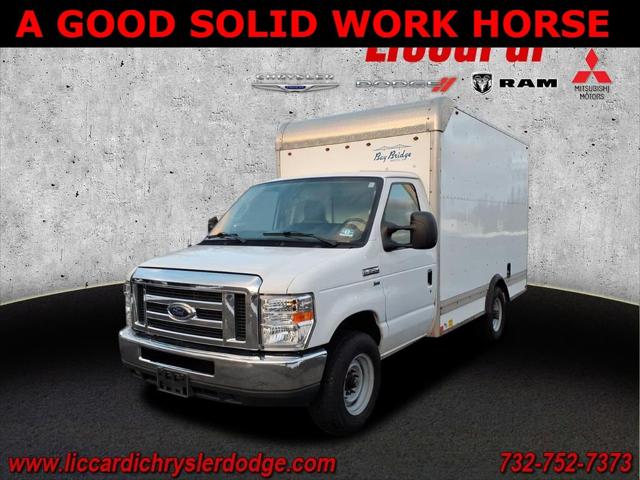 2018 Ford E-350 Cutaway Base