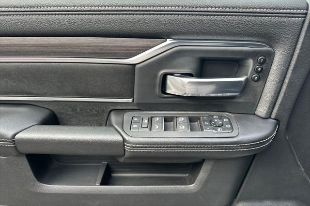 2026 Ram 3500 Laramie Crew Cab 4x4 8 Box