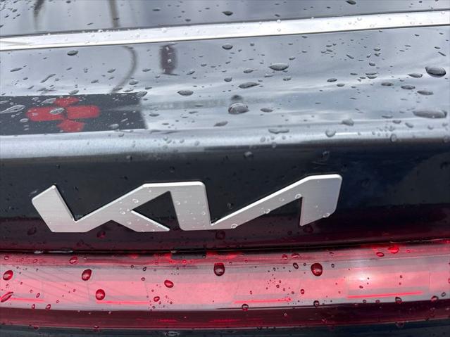 2023 Kia K5 LXS