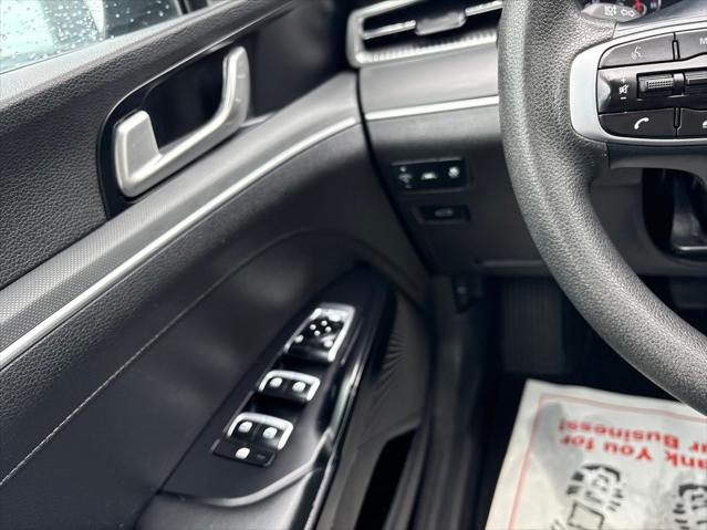 2023 Kia K5 LXS