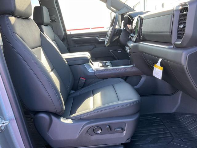 2026 GMC Sierra 2500HD Crew Cab, Standard Bed, SLT, 4WD
