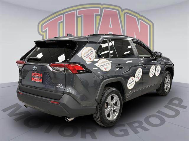 2022 Toyota RAV4 Hybrid XLE [2]