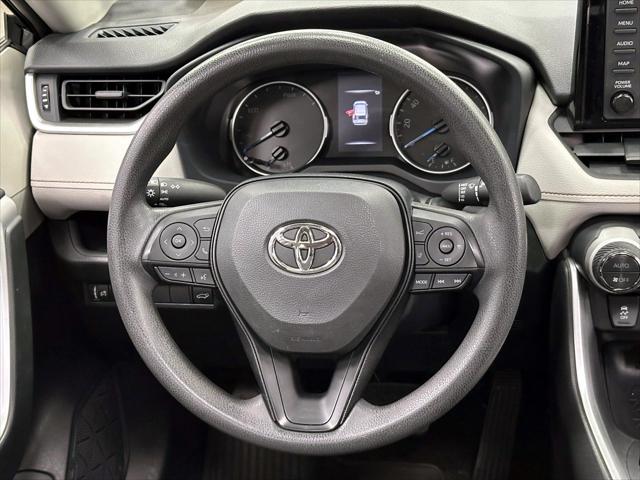 2022 Toyota RAV4 Hybrid XLE [15]