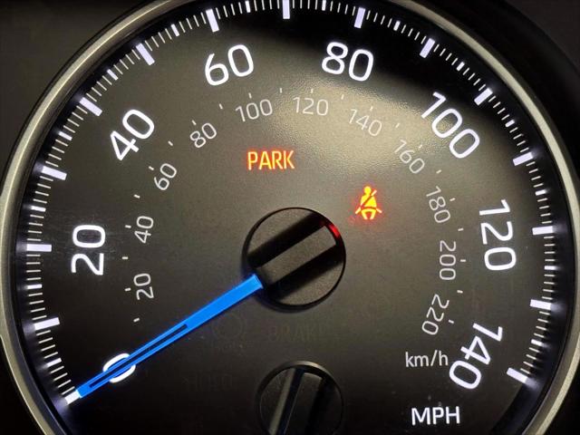 2022 Toyota RAV4 Hybrid XLE [24]