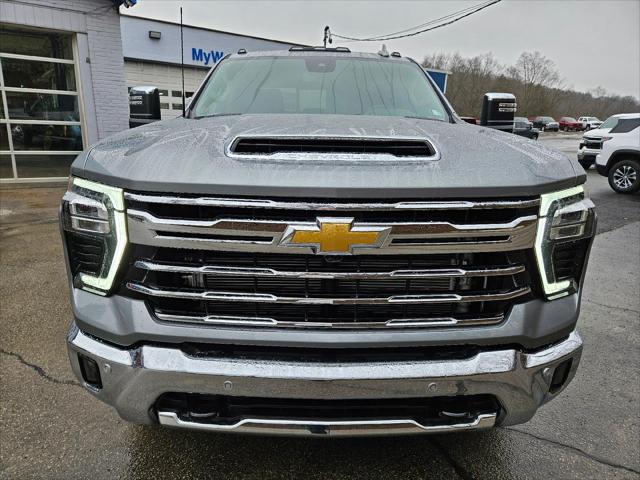 2026 Chevrolet Silverado 3500HD Crew Cab, Long Bed, LTZ Dual Rear Wheel, RWD