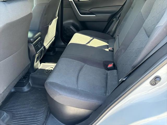 2022 Toyota RAV4 Hybrid XLE