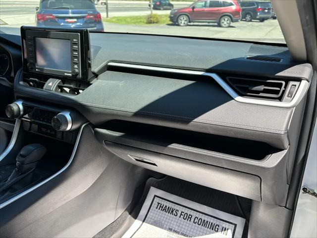 2022 Toyota RAV4 Hybrid XLE