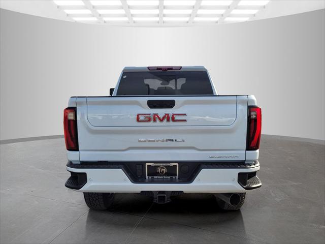 2026 GMC Sierra 2500HD Crew Cab, Standard Bed, Denali, 4WD
