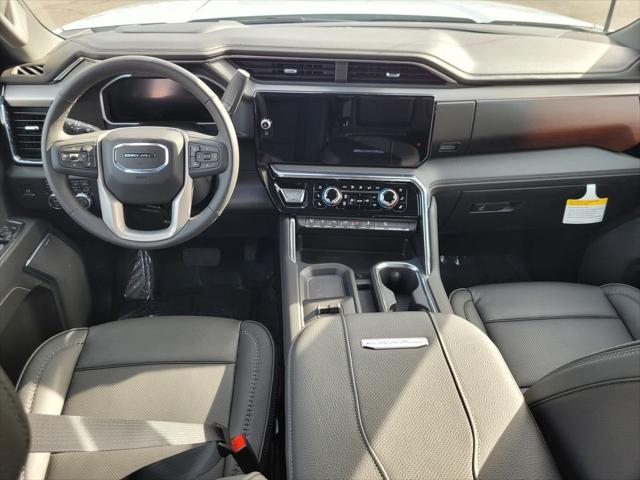 2026 GMC Sierra 2500HD Crew Cab, Standard Bed, Denali, 4WD