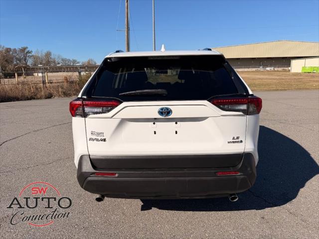 2022 Toyota RAV4 Hybrid LE