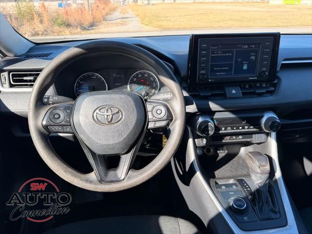 2022 Toyota RAV4 Hybrid LE