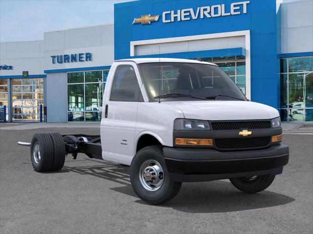 2025 Chevrolet Express Work Van