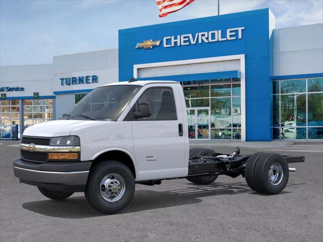 2025 Chevrolet Express Work Van