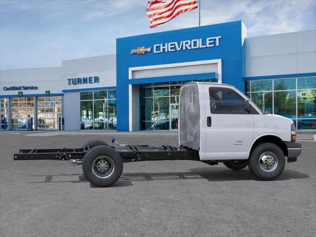 2025 Chevrolet Express Work Van