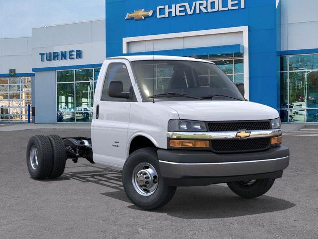 2025 Chevrolet Express Work Van