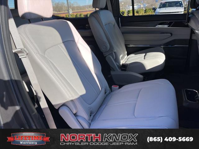 2026 Jeep Grand Wagoneer Summit Obsidian 4x4