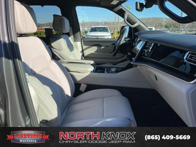 2026 Jeep Grand Wagoneer Summit Obsidian 4x4