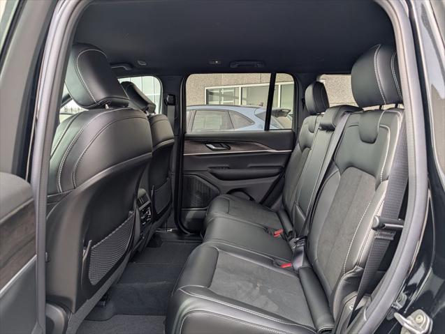2026 Jeep Grand Cherokee Altitude 4x4