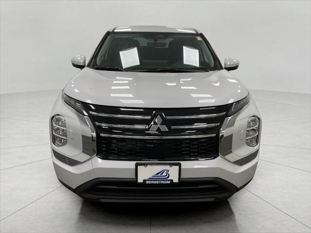2026 Mitsubishi Outlander ES 1.5T S-AWC