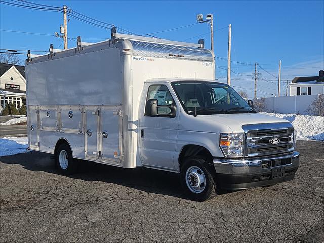 2026 Ford E-450 Cutaway E-450 DRW for sale in Ayer, MA