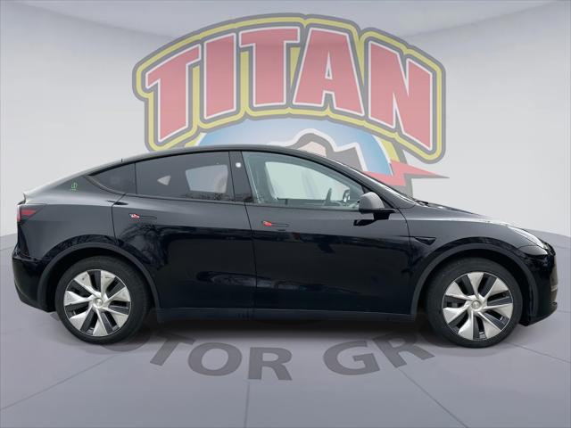 2023 Tesla Model Y Long Range Dual Motor All-Wheel Drive [1]