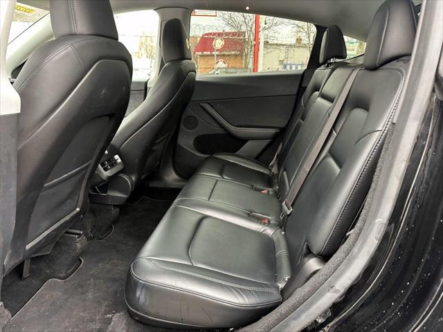 2023 Tesla Model Y Long Range Dual Motor All-Wheel Drive [18]