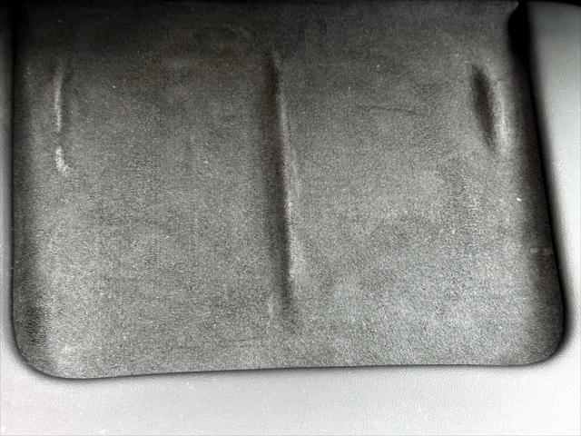 2023 Tesla Model Y Long Range Dual Motor All-Wheel Drive [29]