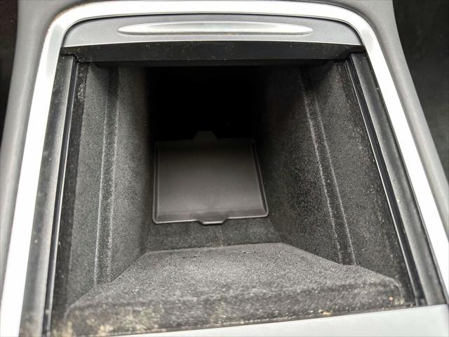 2023 Tesla Model Y Long Range Dual Motor All-Wheel Drive [30]