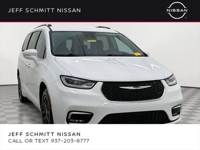 2022 Chrysler Pacifica Touring L for sale near Beavercreek, OH