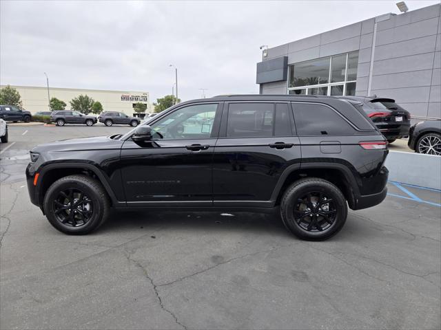 2026 Jeep Grand Cherokee GRAND CHEROKEE LAREDO ALTITUDE 4X4