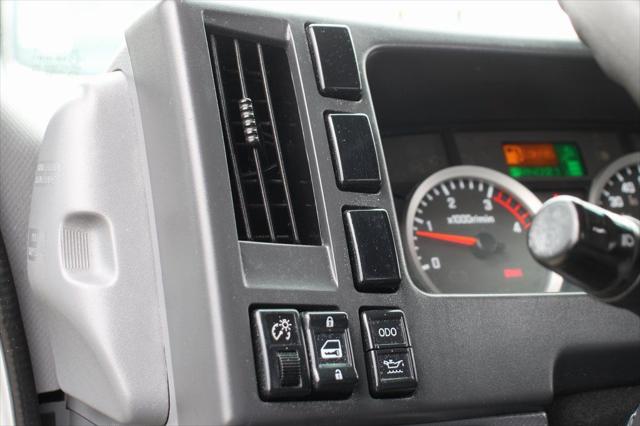 2018 Isuzu NRR NRR