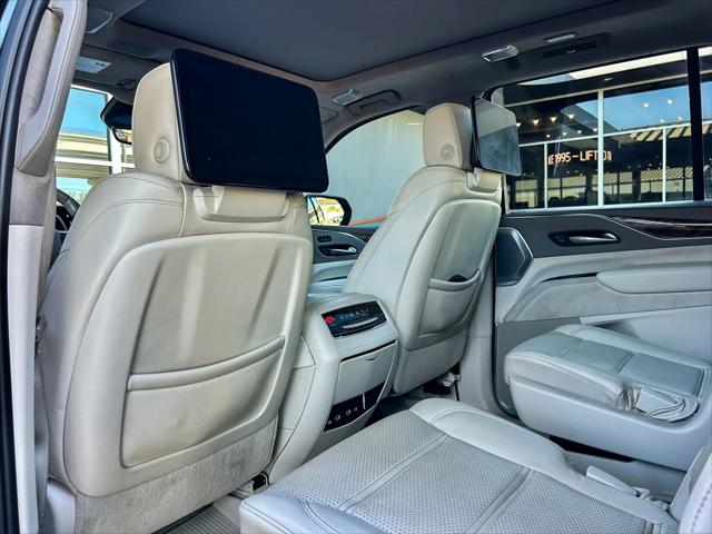 2021 Cadillac Escalade Sport Platinum