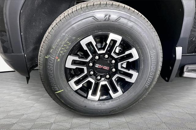 2026 GMC Sierra Standard Range Elevation