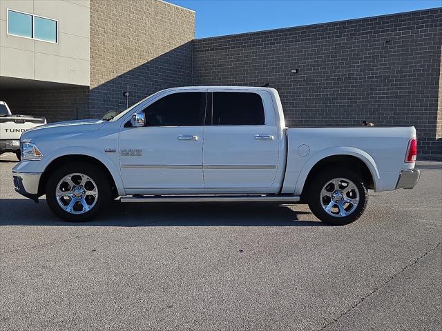2017 RAM 1500 Laramie Crew Cab 4x4 57 Box