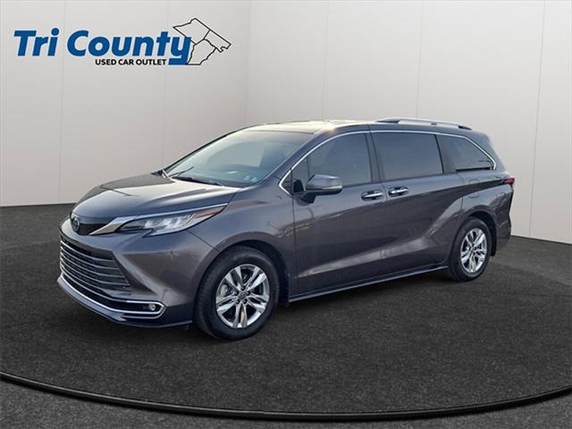 2025 Toyota Sienna Limited