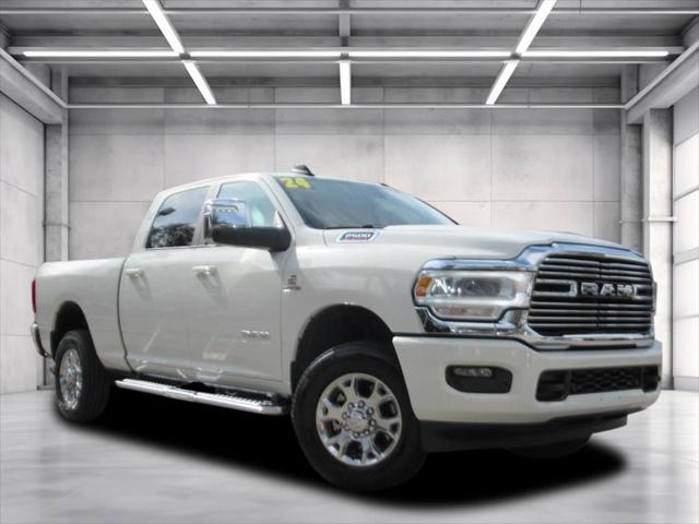 2024 RAM 2500 Laramie Crew Cab 4x4 64 Box