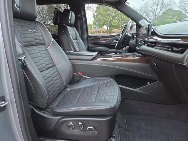 2023 Cadillac Escalade ESV 4WD Sport Platinum