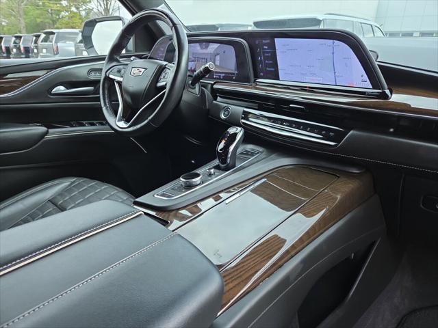 2023 Cadillac Escalade ESV 4WD Sport Platinum