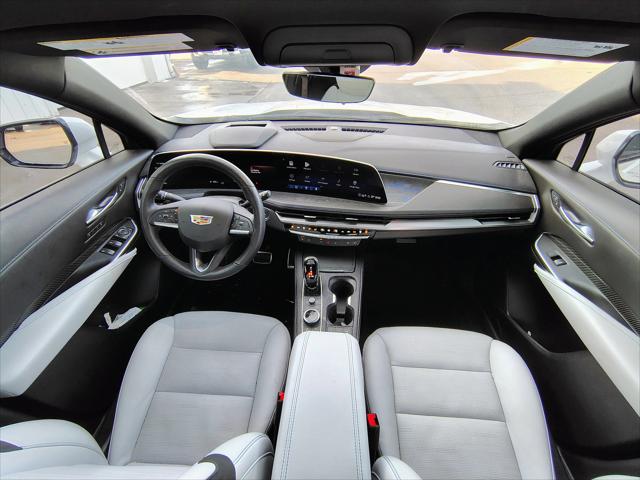 2025 Cadillac XT4 AWD Sport