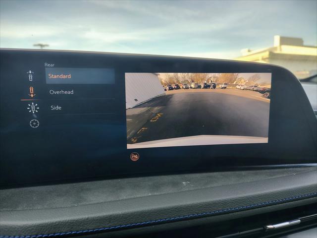 2025 Cadillac XT4 AWD Sport