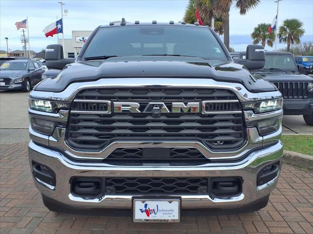 2026 RAM 3500 Tradesman Crew Cab 4x4 8 Box