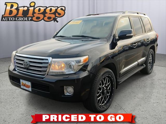 2013 Toyota Land Cruiser V8 2013 Toyota Land Cruiser V8