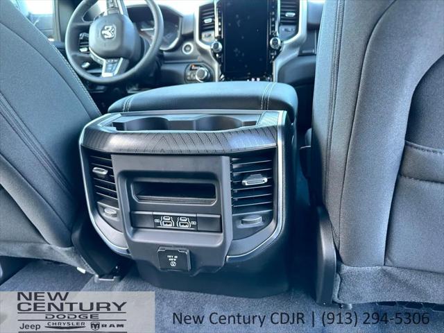 2026 Ram 1500 Big Horn Crew Cab 4x4 5'7" Box