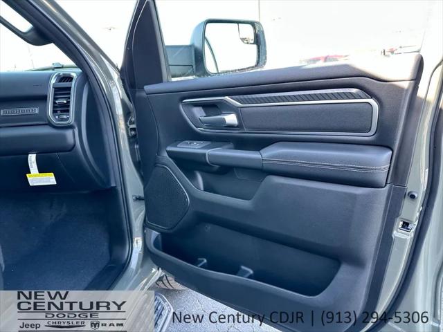 2026 Ram 1500 Big Horn Crew Cab 4x4 5'7" Box