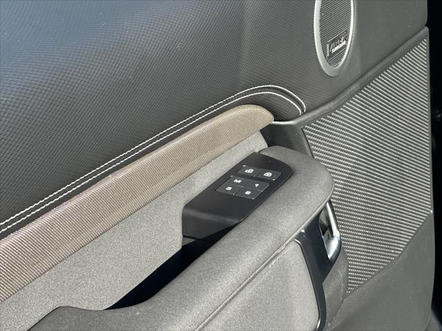 2023 Land Rover Discovery P360 HSE R-Dynamic