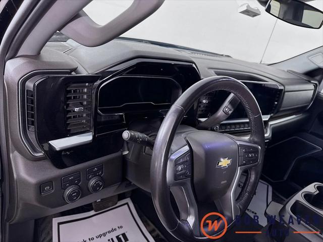 2022 Chevrolet Silverado 1500 4WD Crew Cab Short Bed LT with 2FL