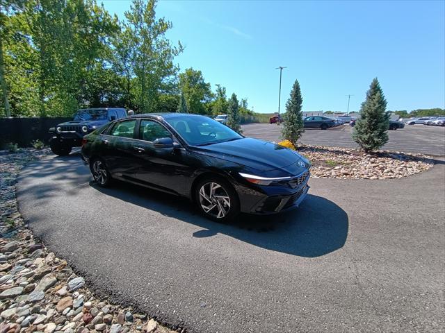 2026 Hyundai Elantra Hybrid Limited
