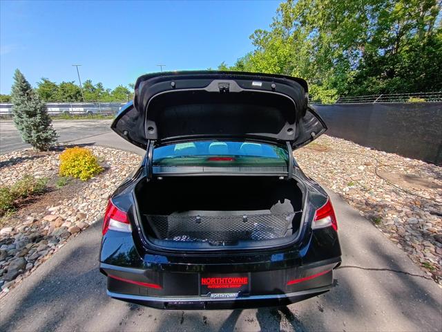 2026 Hyundai Elantra Hybrid Limited
