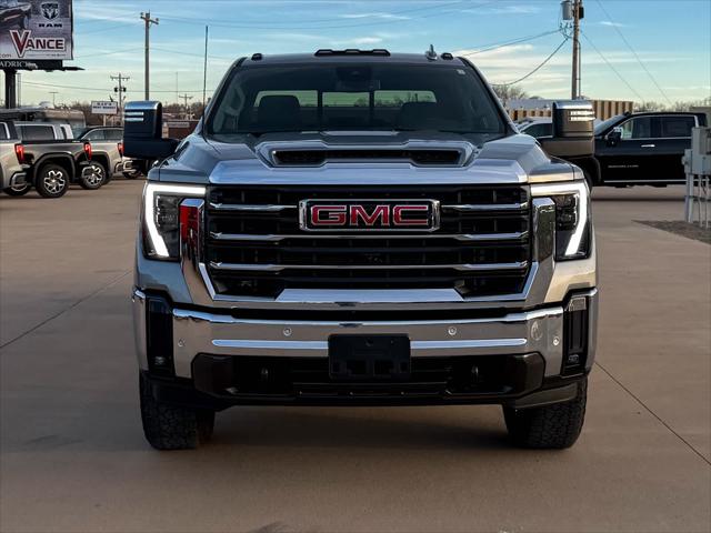 2025 GMC Sierra 2500HD 4WD Crew Cab Standard Bed SLT