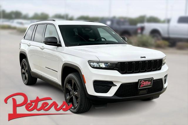 2022 Jeep Grand Cherokee Altitude 4x2